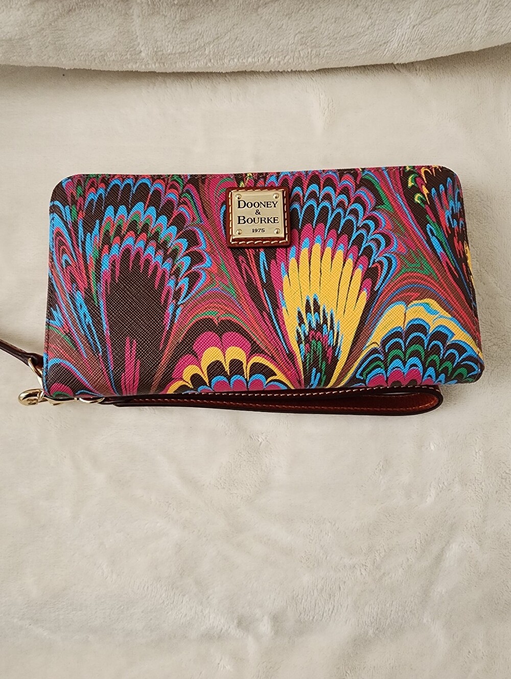 Dooney & Bourke Plumes Brown Multicolor Wallet Wristlet